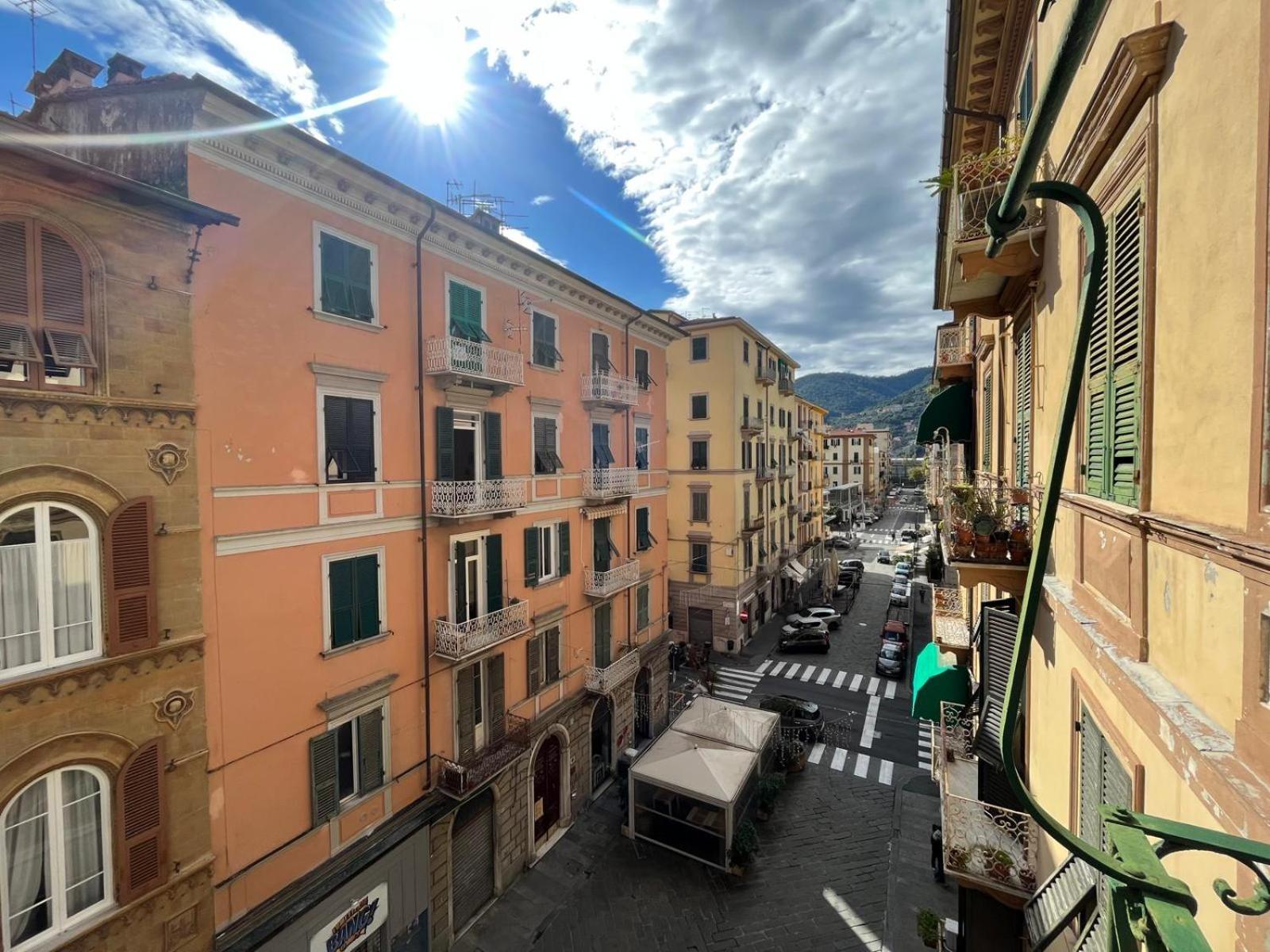 Centrale Ampio Appartamento 5 Minuti Stazione Cinque Terre La Spezia Exterior foto